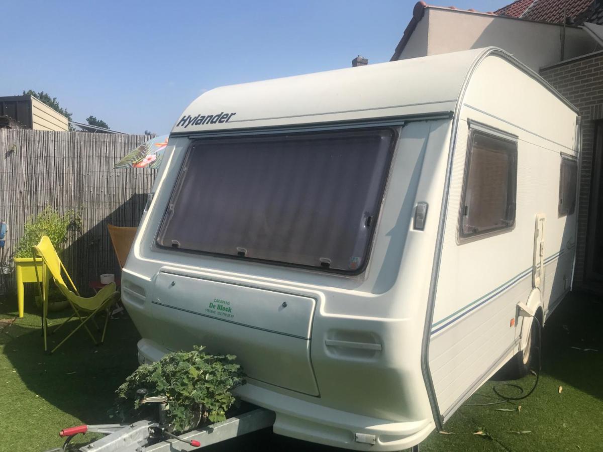 Gardencaravan Near Ghent In Green Area Exterior foto